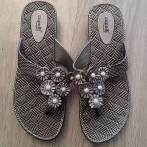 Capelli of New York Womens Size 10 Black and Silver Sandals